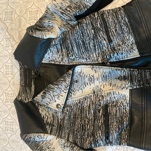 Women jacket